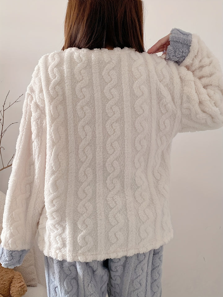 Pigiama invernale in caldo pile da donna, completo casual da casa con grazioso motivo a coniglio