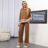 Completo versatile da donna composto da top girocollo in jacquard e pantaloni a gamba larga