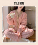 Pigiama in pile spesso da donna, set di vestiti invernali per la casa, design simpatico cartone animato, comodo e caldo, scollo a V, manica lunga