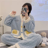 Pigiama in pile di corallo spesso, abbigliamento da casa per ragazze, stile dolce e carino, indossabile all'aperto, caldo, set da notte per l'autunno e l'inverno