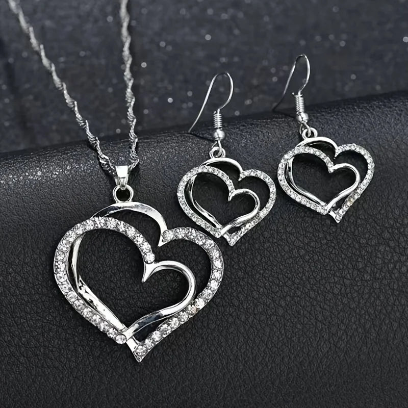 Collana con ciondolo a forma di cuore cavo a doppio strato con strass scintillanti, set di gioielli versatili per donna