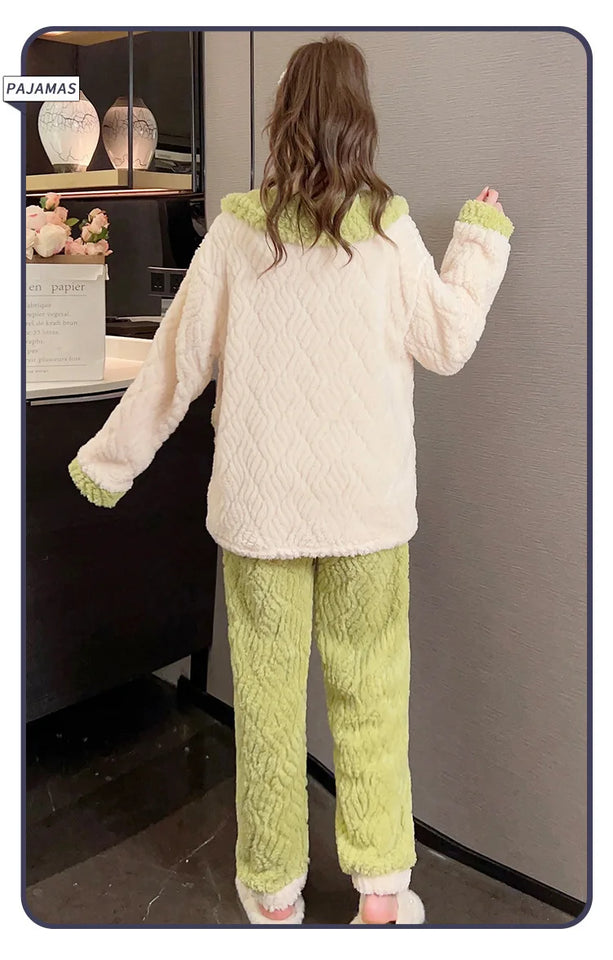 Pigiama lungo da donna in pile di corallo spesso Ins, grazioso pigiama da esterno a forma di fragola, comodo pigiama per l'autunno...