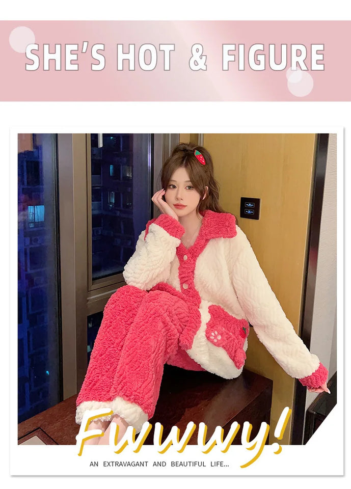 Pigiama lungo da donna in pile di corallo spesso Ins, grazioso pigiama da esterno a forma di fragola, comodo pigiama per l'autunno...