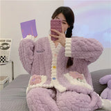 Pigiama in pile di corallo spesso, abbigliamento da casa per ragazze, stile dolce e carino, indossabile all'aperto, caldo, set da notte per l'autunno e l'inverno